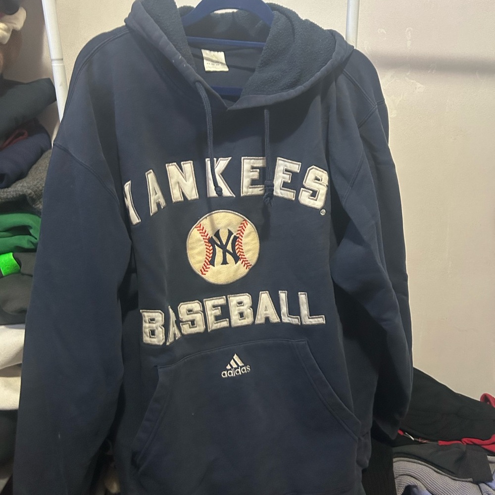Adidas Men's Dark Blue Yankees Baseball Sweater